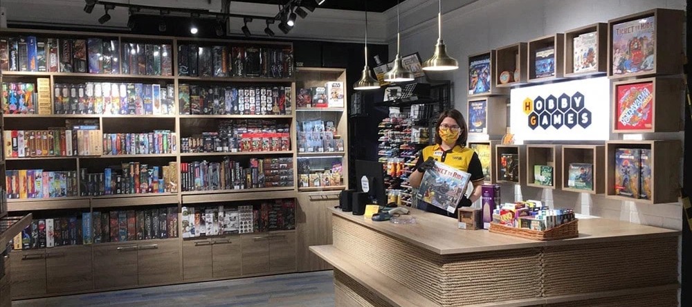 Издатель настольных игр Hobby World купил долю в производителе сборных ...